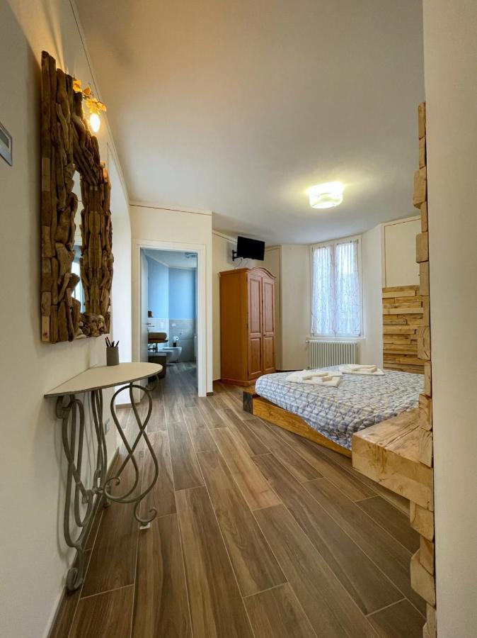 Ca De Mez Apartment Luino Luaran gambar